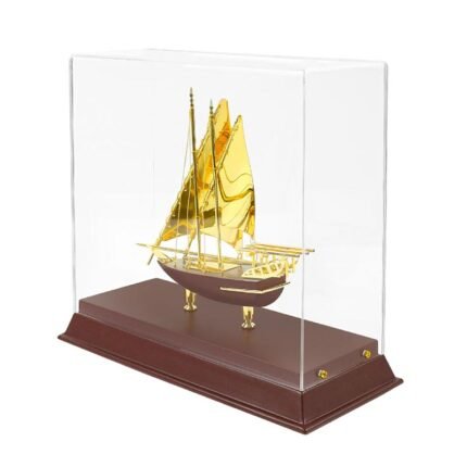 UAE-Golden-Dhow-Memento-in-Wooden-Base-01